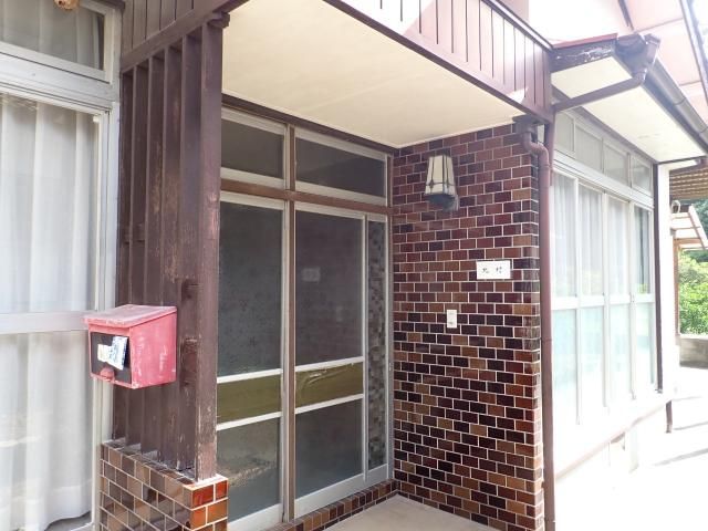 Traditional Wooden House for Sale in Tsukumi, Oita - Thumbnail 2