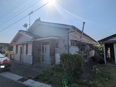 Coastal 3-bedroom house in Hyuga with ocean views — Image 1, Hyuga, Miyazaki