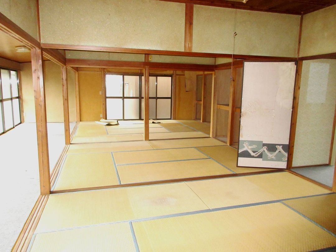5DK Wooden House for Sale in Kasama City, Ibaraki - 120 sqm - Thumbnail 2