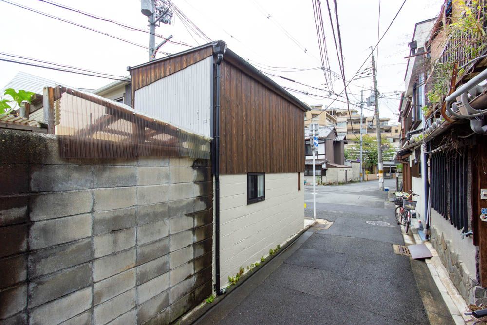Unique Small Building for Sale Near Kamo River Delta, Kyoto - Thumbnail 4