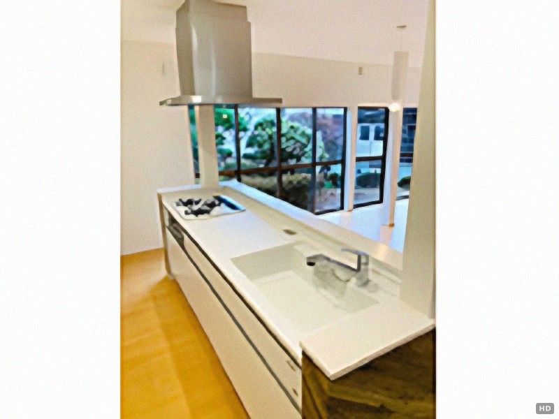 Renovated 2LDK House with Lake Suwa Views in Shimosuwa - Thumbnail 4