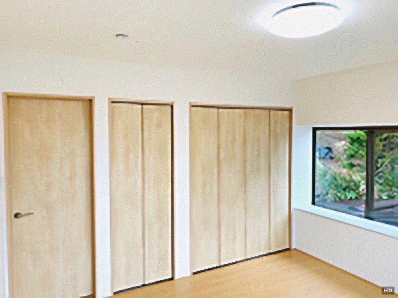 Renovated 2LDK House with Lake Suwa Views in Shimosuwa - Thumbnail 3