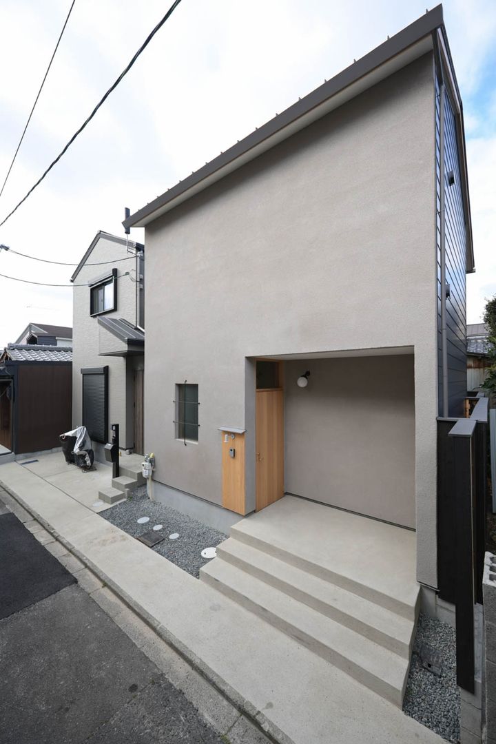Newly Built Minimalist House in Horikawa Kitayama, Kyoto - Thumbnail 2
