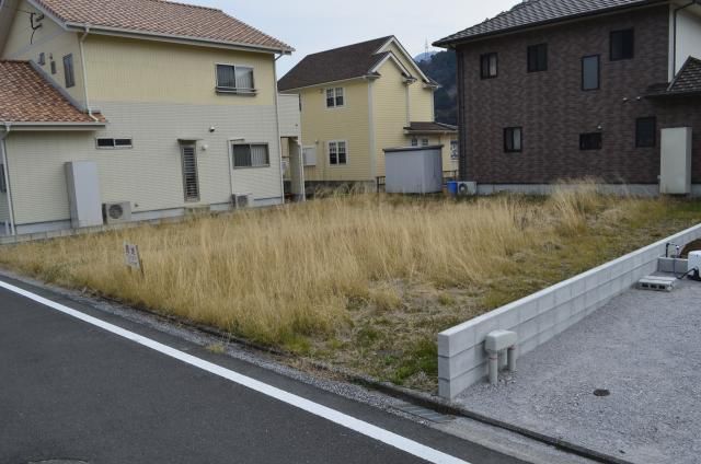 239.7 sqm Residential Land for Sale in Senbu, Tsukumi City - Thumbnail 3