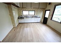 Used RC House in Oita City – 4DK, 138 sqm, Parking for 3 - Thumbnail 3