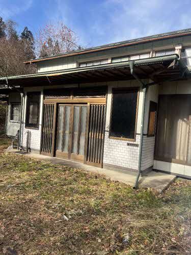 Spacious 8DK House on 1600sqm Land in Hanamaki Towa - Thumbnail 2