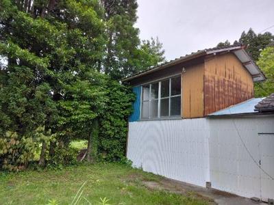 1952 Wooden House in Hyuga with 457㎡ Land — Image 1, Hyuga, Miyazaki