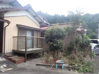 1978 Wooden House on 198sqm Land in Tsukumi, Oita for 2M Yen - Thumbnail 2