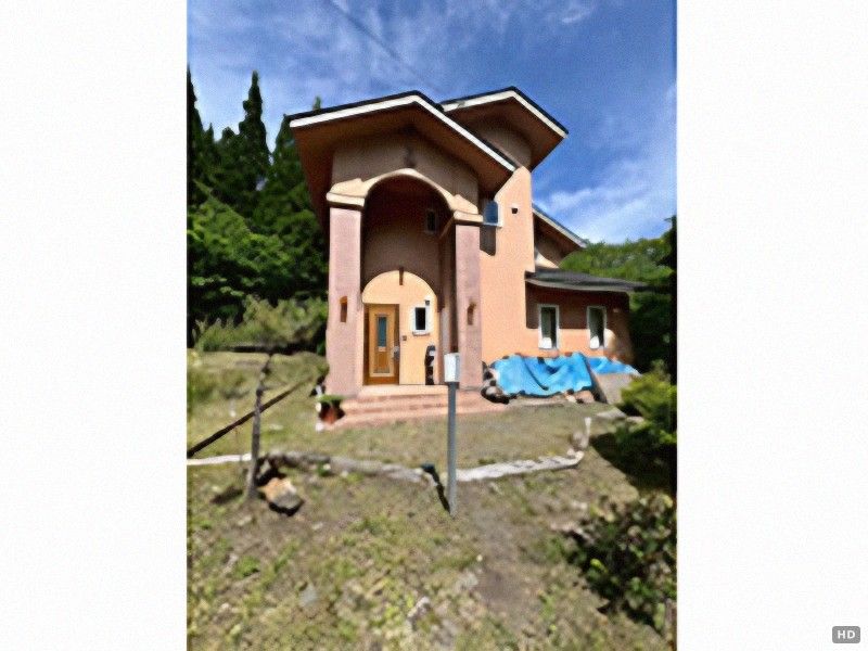 Spacious 400 Tsubo Detached House with Wood Stove in Nagano - Thumbnail 2