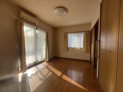 Traditional Wooden House with Large Land Plot in Hyuga City — Image 1, Hyuga, Miyazaki