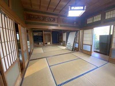 Traditional 6LDK House in Kushima City - Mountain View Property — Image 1, Kushima, Miyazaki