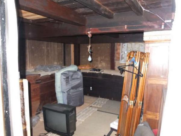 Historic Farmhouse with Land for Sale in Taku City - 500,000 yen - Thumbnail 3