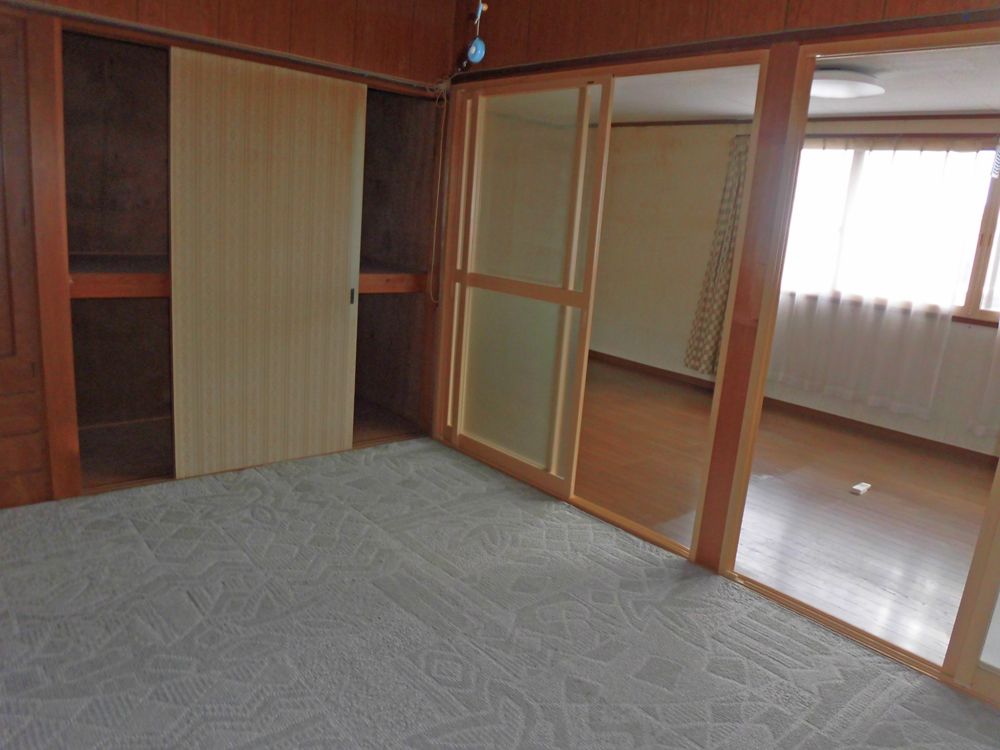 Akiya House for Sale in Odate City, Akita - 10DK, 189 sqm - Thumbnail 2