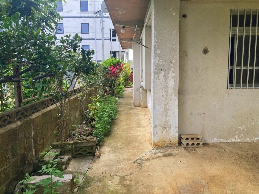 Detached House in Miyakojima with 233.68 sqm Floor Area - Thumbnail 4