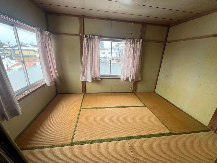 Traditional 6DK House for Sale in Joetsu City, Niigata - Thumbnail 3