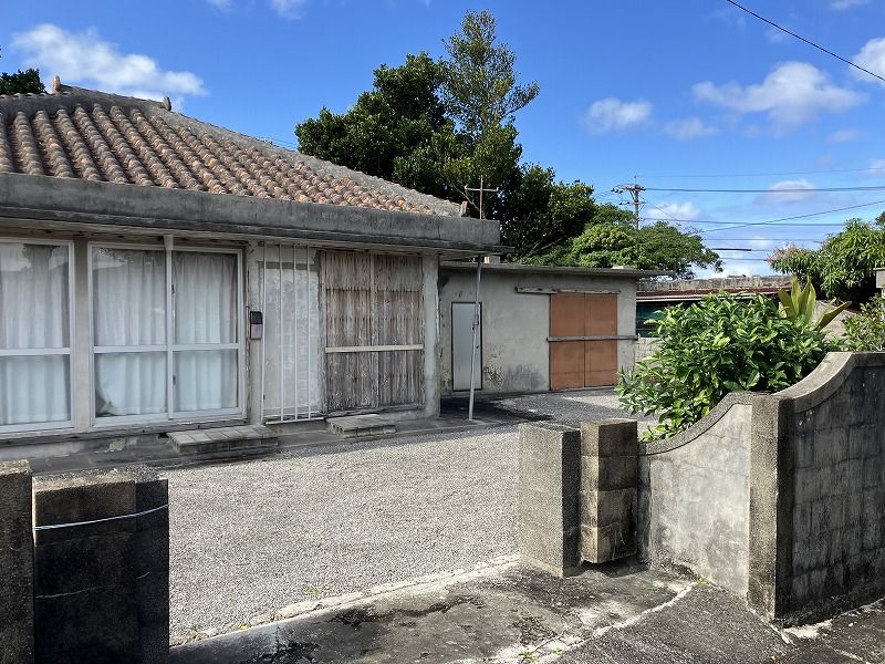 656.76 sqm Land with House in Kabira, Ishigaki for 29.8M Yen - Thumbnail 2