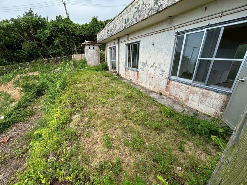 Ocean View 2LDK House on 536 Tsubo Land in Kabira, Ishigaki - Thumbnail 4