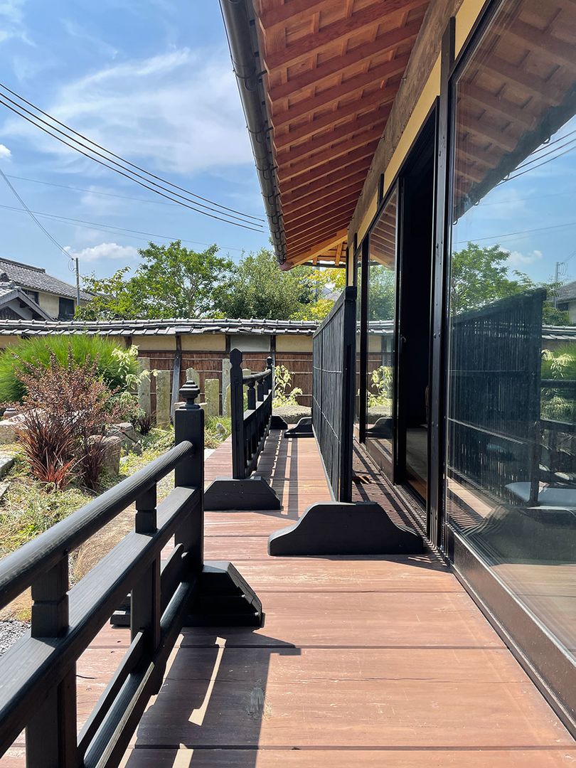 100+ Year Old Restored Kominka with Storehouses in Kakogawa - Thumbnail 3