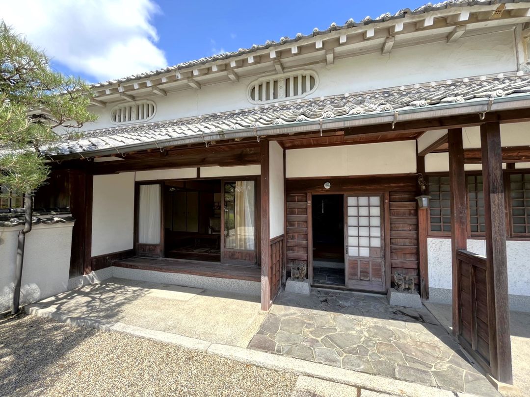 Higashi-Tada Kominka: Registered Cultural Property in Kawanishi - Thumbnail 3