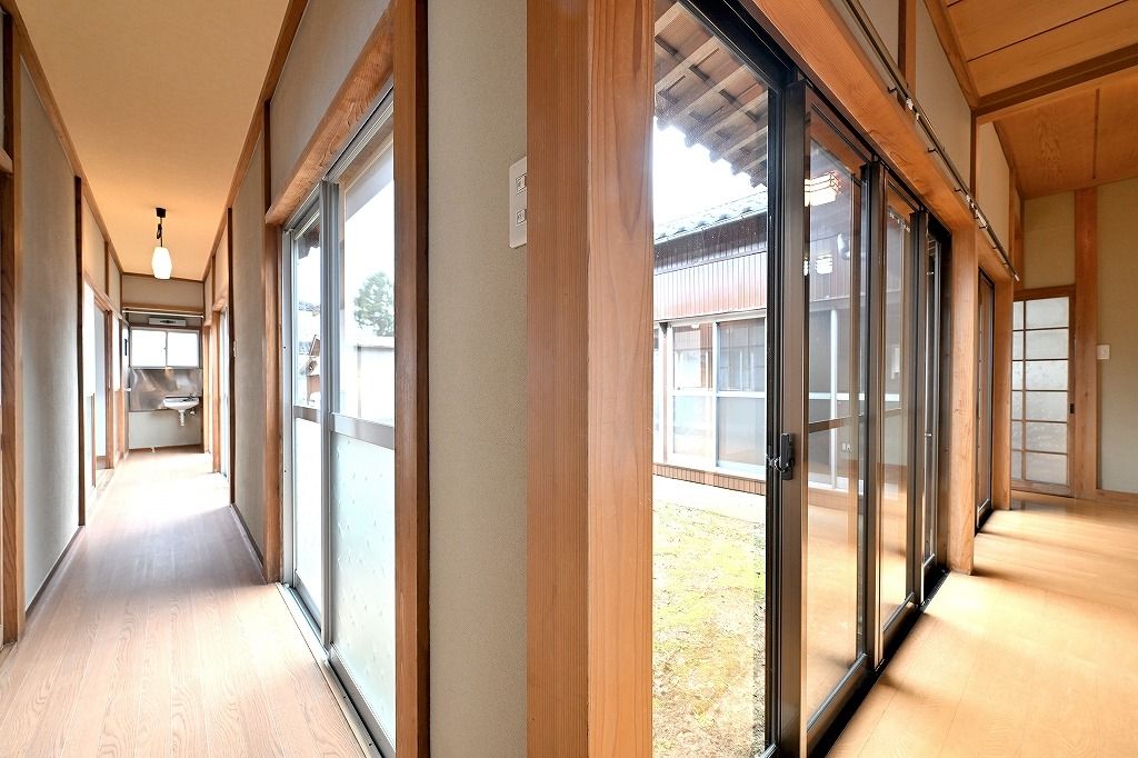 Renovated Traditional Kominka House on Large Plot in Niigata - Image 1