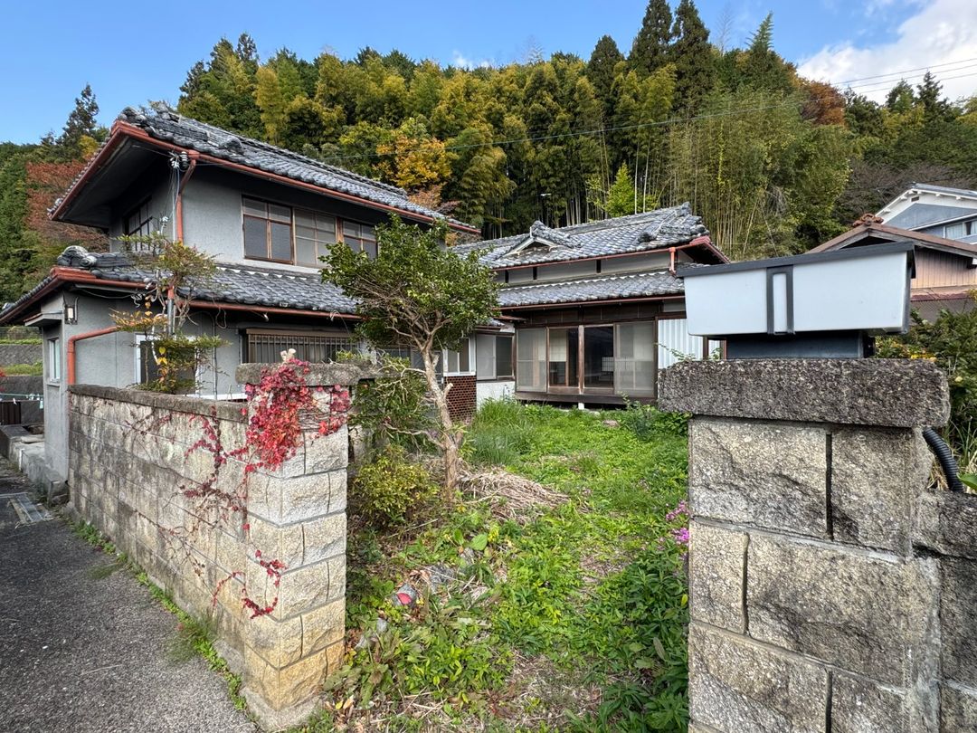 Iwasaki Minka Traditional House for Sale in Uda, Nara - Thumbnail 2