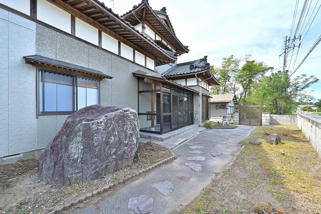 Renovated 12LDK Traditional House in Shibata, Niigata - Thumbnail 4