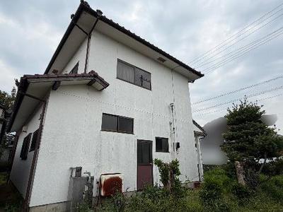 Two-story wooden building with a tiled roof — Akiya in Kanonji, Kagawa — Image 1, Kanonji, Kagawa
