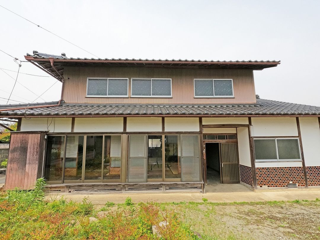 Kyotanba Base: Country House with Garage for Hobbies in Kyoto - Thumbnail 3