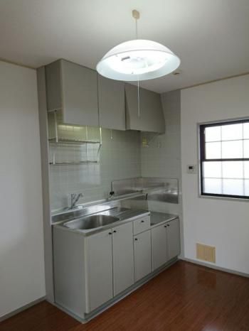2DK Apartment for Rent in Marugame City, Kagawa - Thumbnail 2