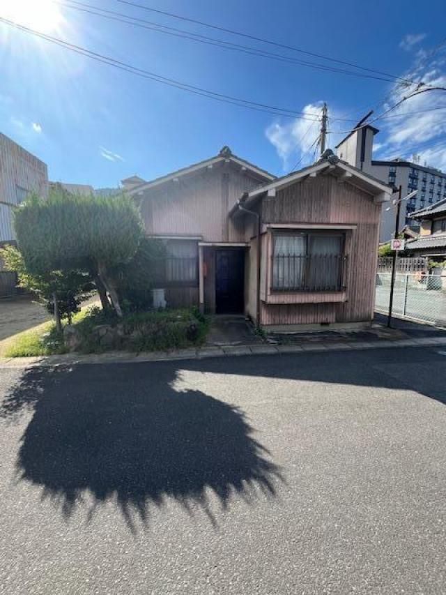 4K House for Sale in Kotohira Town, Kagawa - 190.74 sqm Land - Thumbnail 3