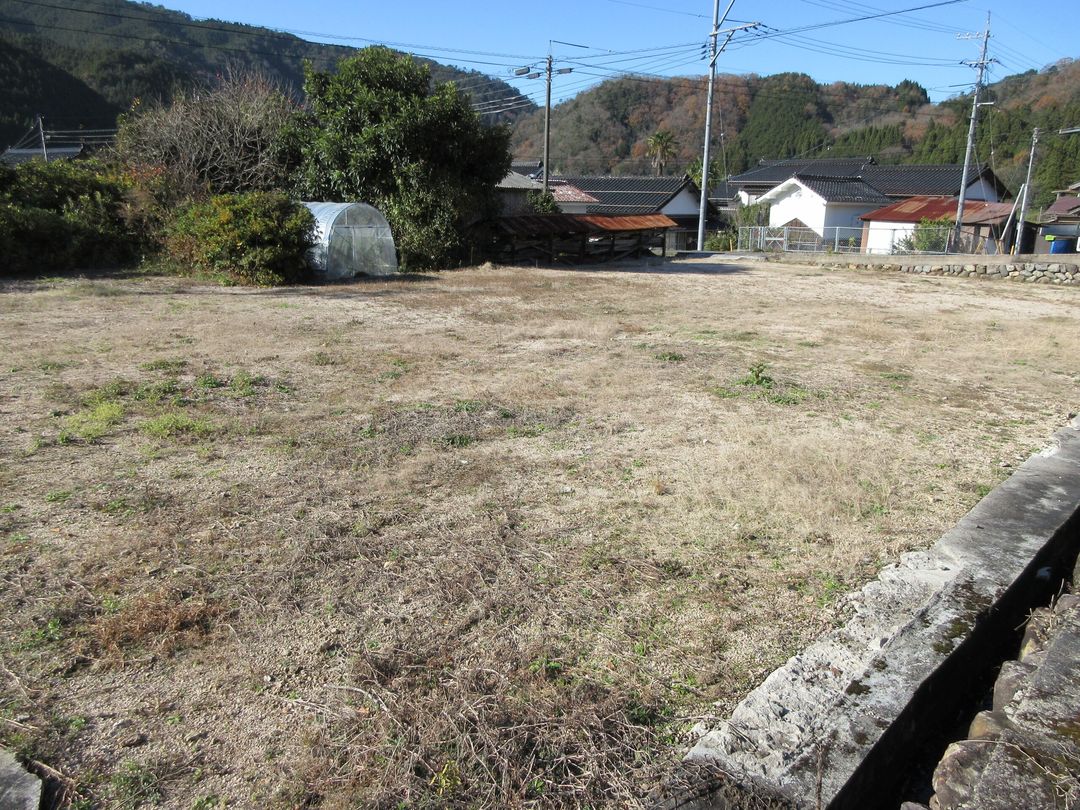 Land for Sale in Sagawa, Kofu Town, Tottori - 334.80 sqm - Thumbnail 4