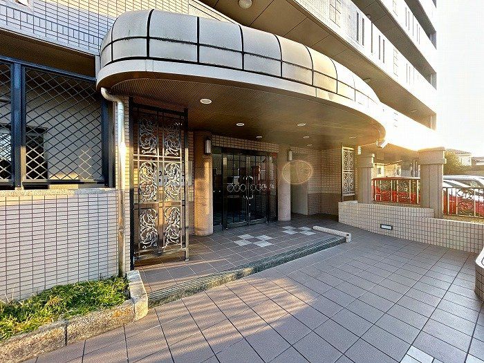 Renovated 2LDK Apartment for Sale in Kasugai, Aichi - Thumbnail 3