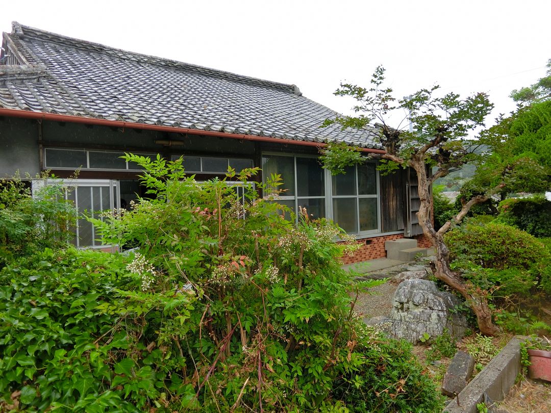 Wooden 2DK House with Mountain Land in Kuroshio, Kochi - Thumbnail 2