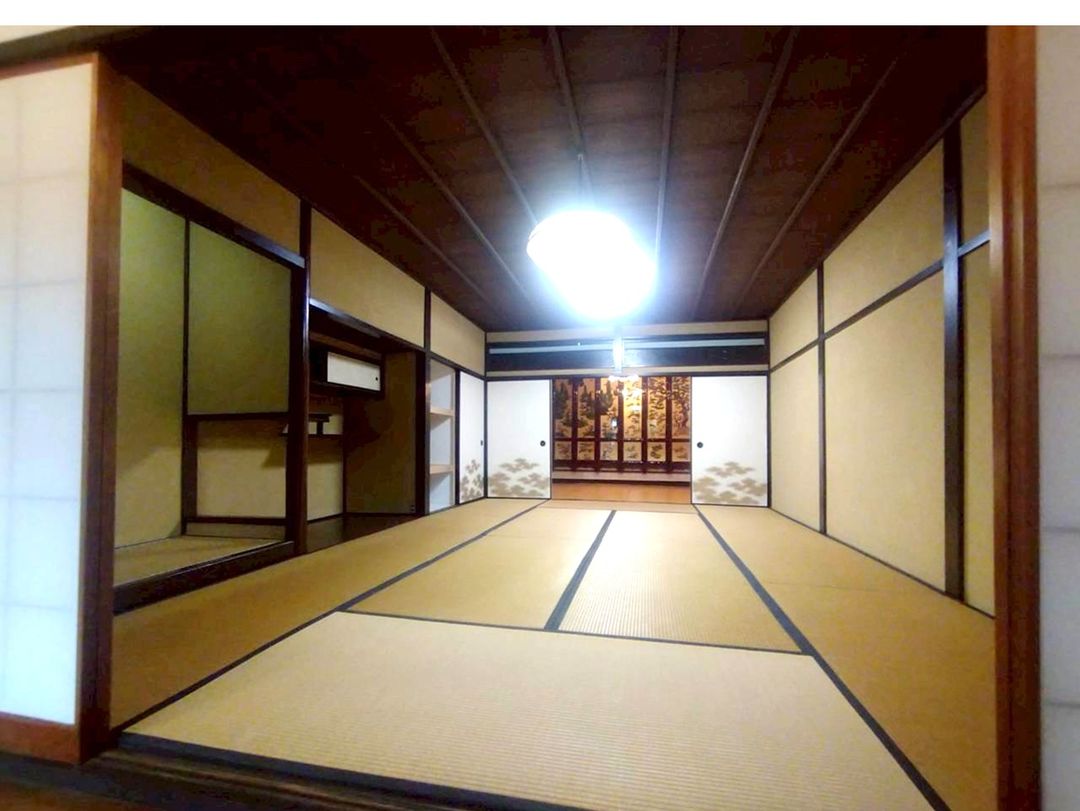 Traditional Kyoto Townhouse for Rent on Sanjo-dori, 228 sqm - Thumbnail 4