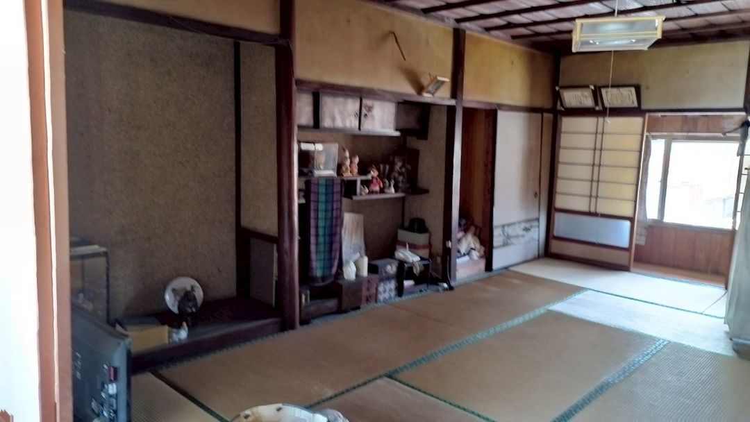 3DK Wooden House for Sale in Yamato Town, Kumamoto - Thumbnail 2