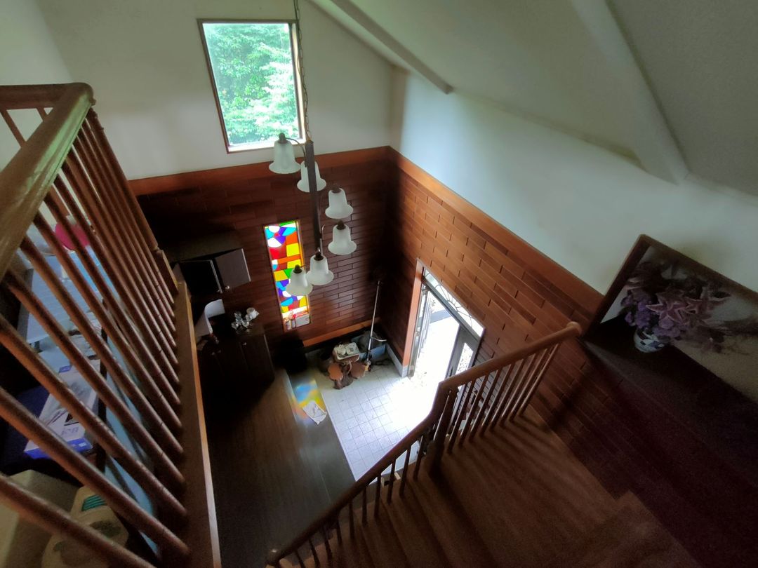Stained Glass & Two-Story Entrance House in Uto, Kumamoto - Subsidy Available - Thumbnail 3