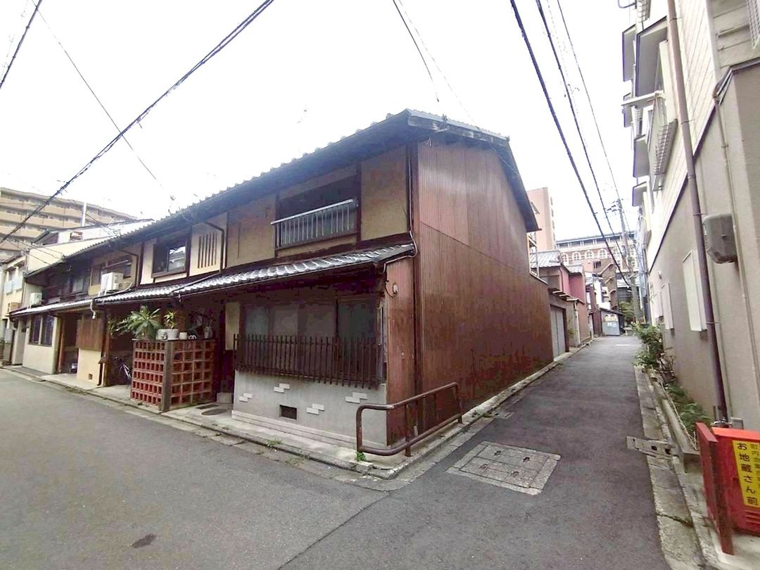 Used Townhouse for Sale in Nakagyo, Kyoto – 64m2 Near Nijo Station - Thumbnail 4