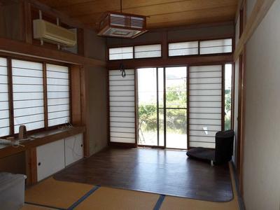 Spacious 7LDK House with Farmland in Kiryu City — Image 4, Kiryu, Gunma