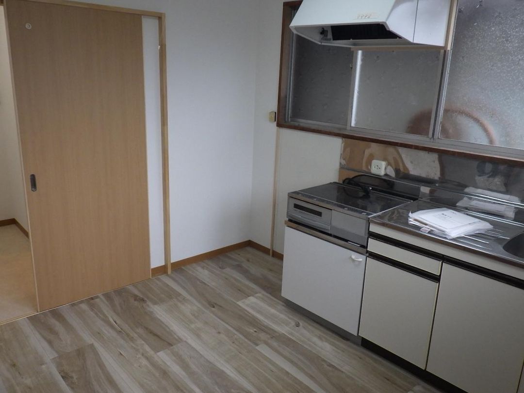 Renovated 3DK Seaside House for Rent in Muroto, Kochi - Thumbnail 2