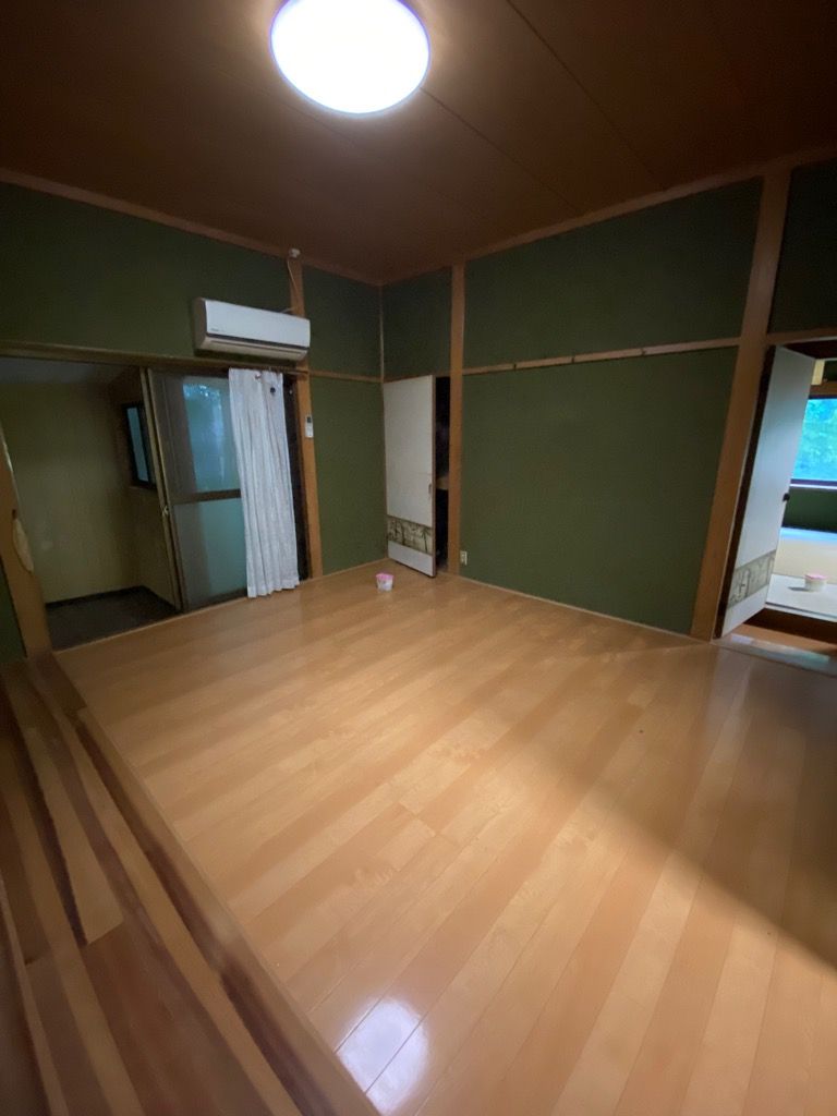 Sukumo City Akiya Rental: Single-Story House Near the Sea - Thumbnail 2