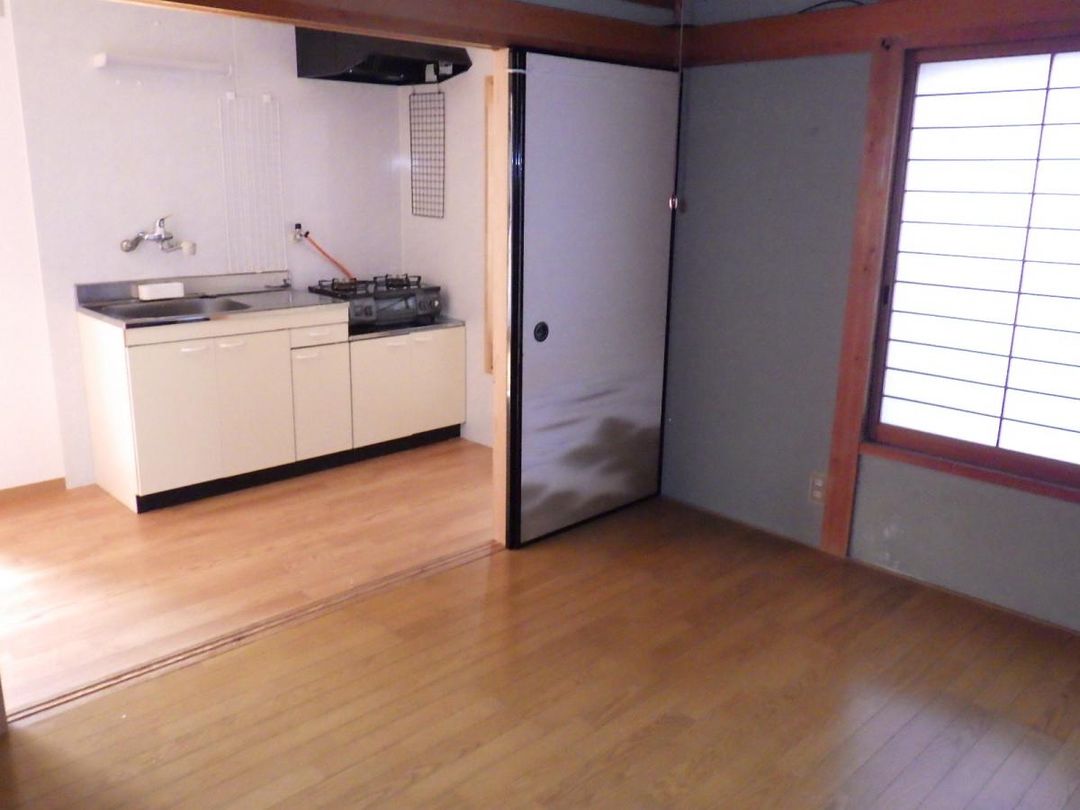 Renovated Harbor-View House for Rent in Muroto, Kochi - Thumbnail 2