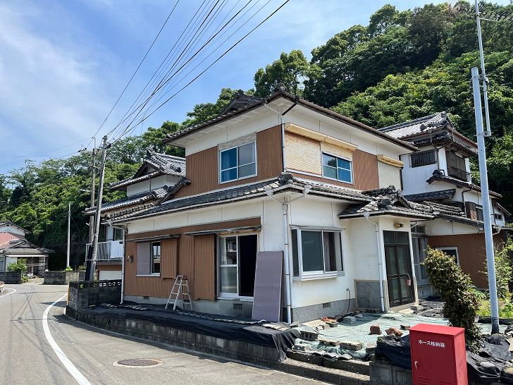 6DK Seaside House for Sale in Ryugatake-cho, Kamiamakusa - Thumbnail 2
