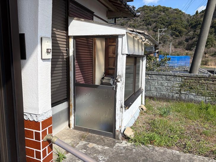 4DK House for Sale in Ryugatake, Kamiamakusa, Kumamoto - Thumbnail 3