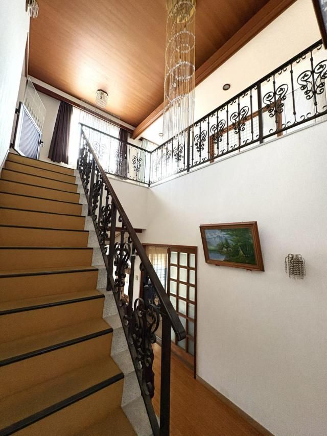 8LDK Reinforced Concrete House in Mitoyo City, Kagawa - Thumbnail 4