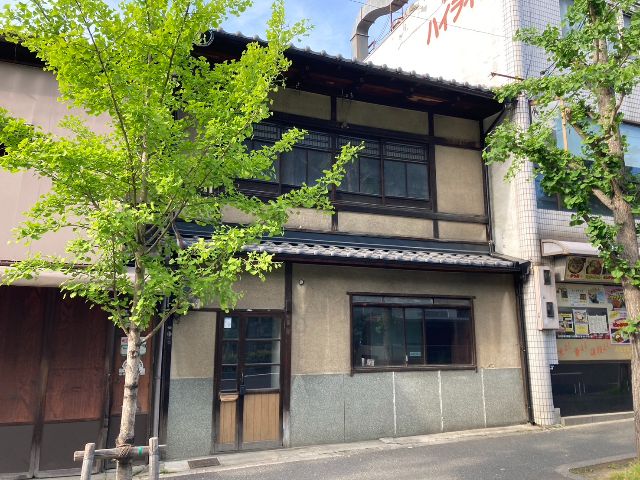 Commercial Machiya Rental Near Demachiyanagi, Kyoto - Thumbnail 2