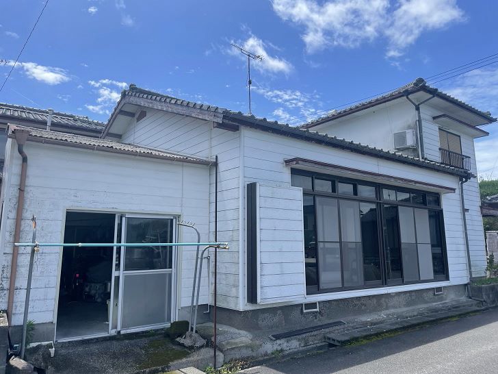 2-Story House for Sale in Oyano-machi, Kamiamakusa City - Thumbnail 4