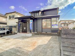 Renovated 4LDK House in Gotemba, Shizuoka – 114m² - Thumbnail 2
