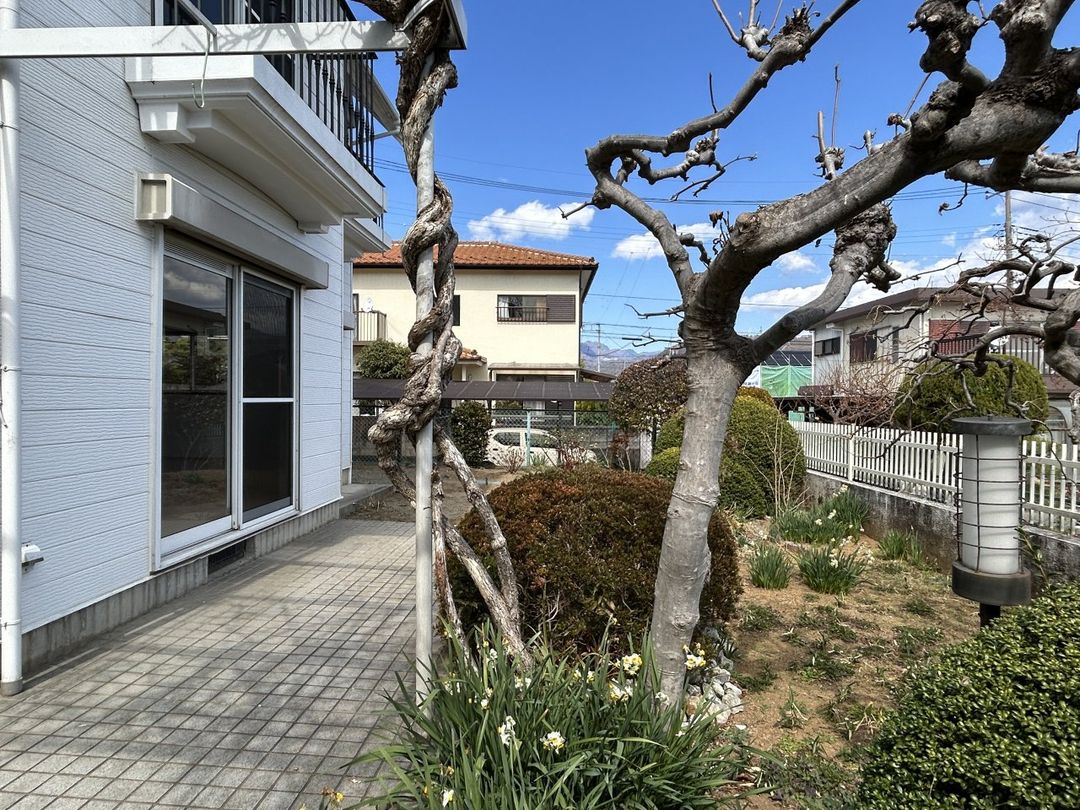Renovated 4LDK House in Kai City, Yamanashi with Mt. Fuji Views - Thumbnail 3