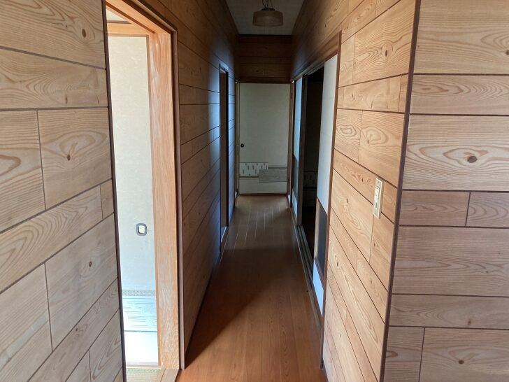 3DK House for Sale in Kamiamakusa, Kumamoto - 90.96 sqm - Thumbnail 2