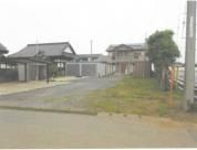 Auction Property in Ibaraki: Land with House Needing Renovation - Main Image